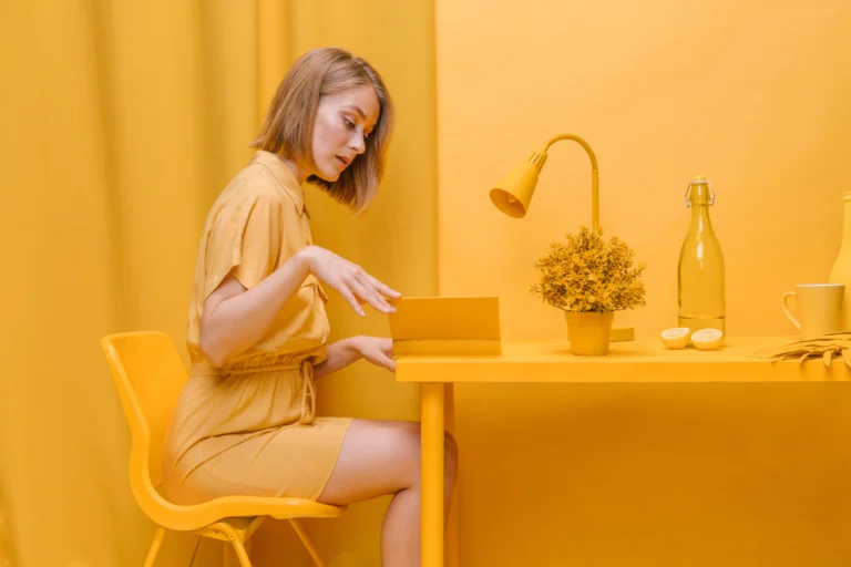 Decor AdTech dashboard